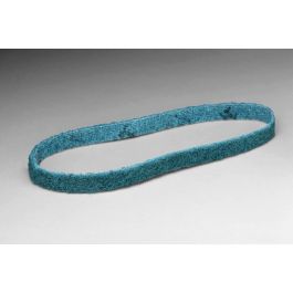 BANDE ABRASIVE DE TRAITEMENT DES SURFACES SCOTCH-BRITE, A TRES FIN, 1/2 X 24''