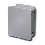 L-FJ606CHNFQ, BOITIER FIBRE DE VERRE, 7.5'' X 7.5'' X  4.8''